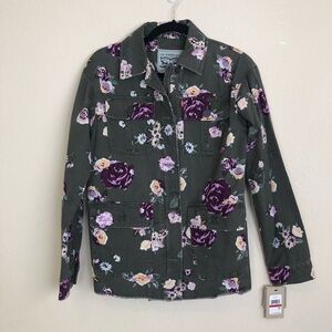 New Levi’s Floral Cotton Zip and Button Utility Jacket in Army Green